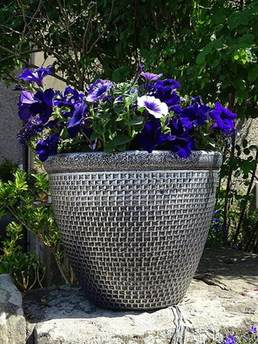 Large plastic round - 2, x